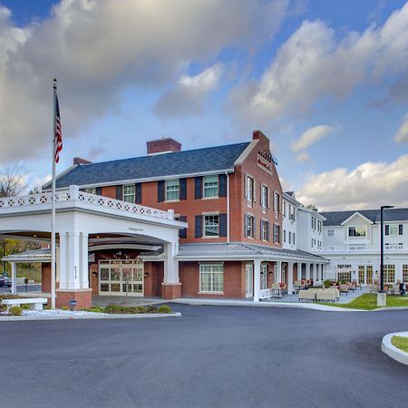 Hampton Inn & Suites Manchester, Vt Экстерьер фото