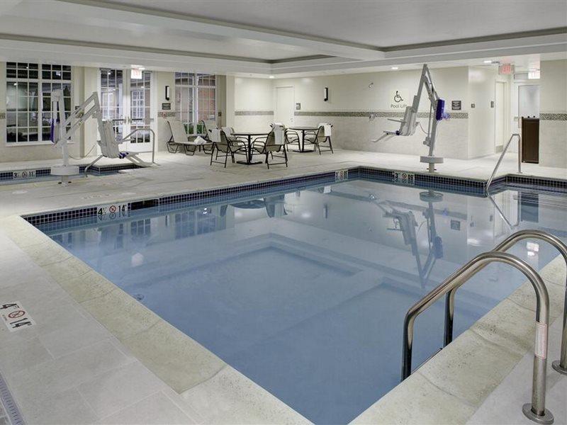 Hampton Inn & Suites Manchester, Vt Экстерьер фото