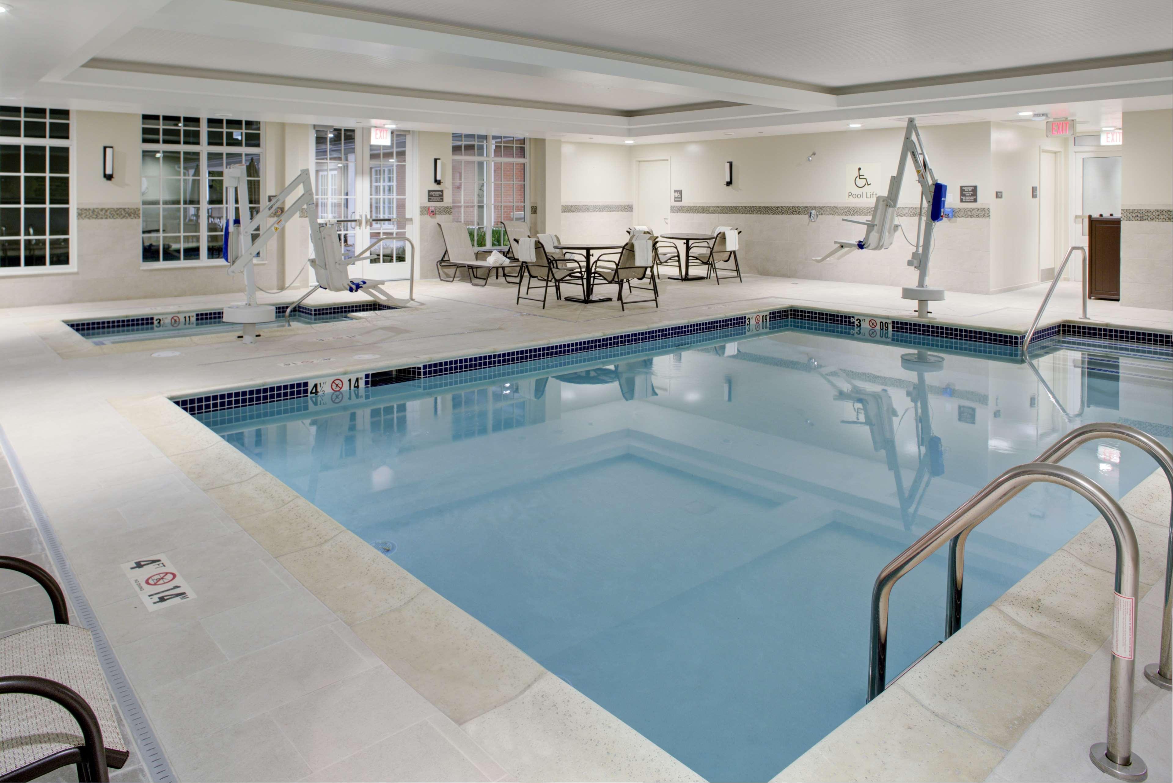 Hampton Inn & Suites Manchester, Vt Экстерьер фото