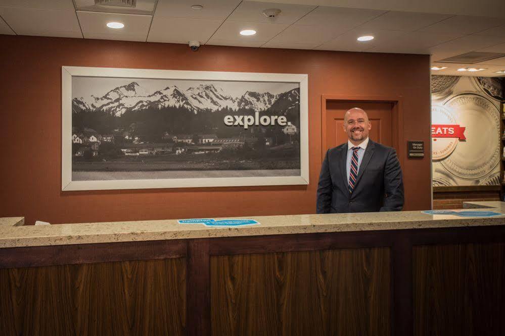 Hampton Inn & Suites Manchester, Vt Экстерьер фото